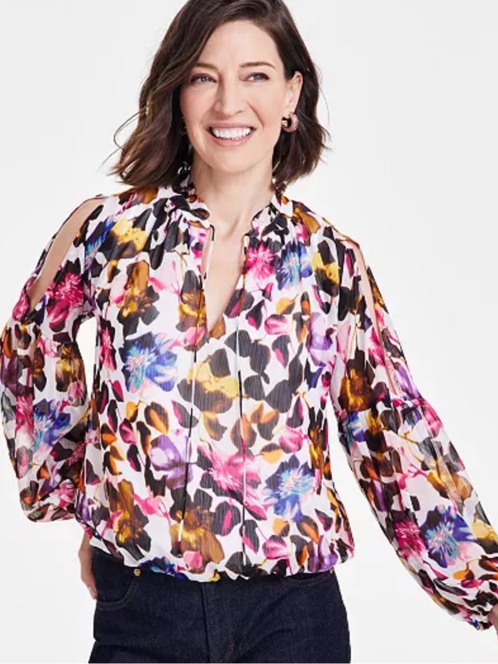 I.N.C. International Concepts
Women's Crinkle Chiffon Cold-Shoulder Blouse